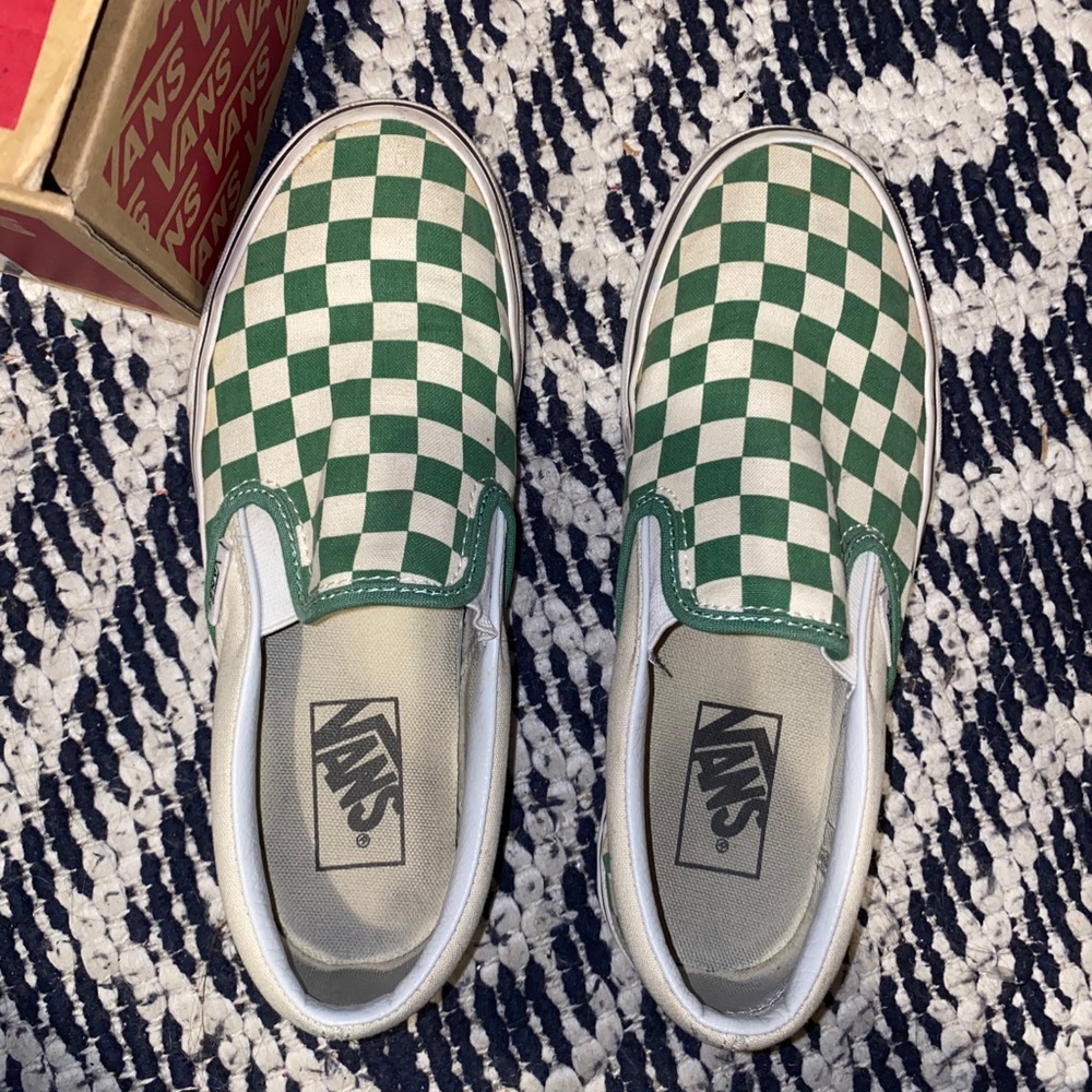Green chkrbrd slip on Vans